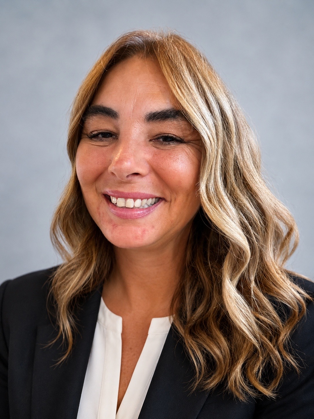 Portrait of Laura smiling
